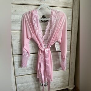 NWT Allure Nina Lace Mesh Robe & G-String Panty Set!